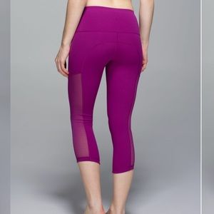Lululemon Hot To Street Crop Regal Plum